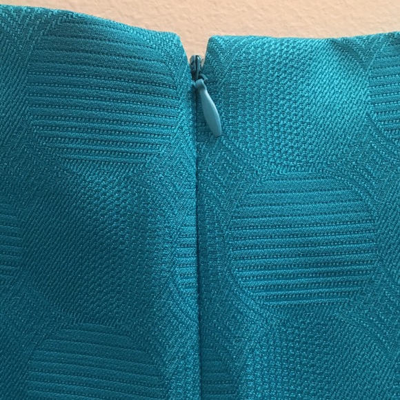 🍀 SOLD. Jones Studio Turquoise Sheath Dress, Size 14 - Picture 3 of 5